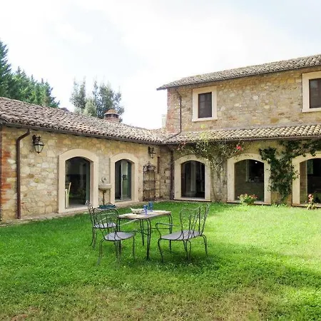 Chianaiola Sleeps 14 Pool Air Con Wifi Ficulle