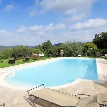 Chianaiola Sleeps 14 Pool Air Con Wifi